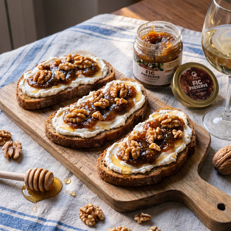 Bruschetta con Ricotta e Fichi plated, with the Gusta fig preserve alongside