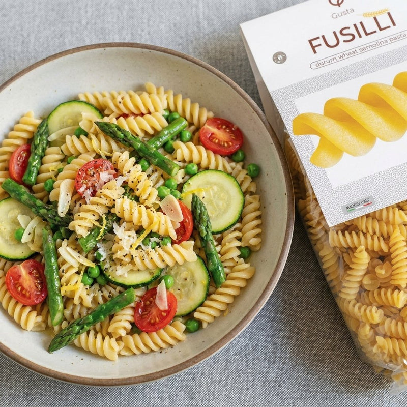 Pasta Primavera plated with Gusta Fusilli Pasta alongside