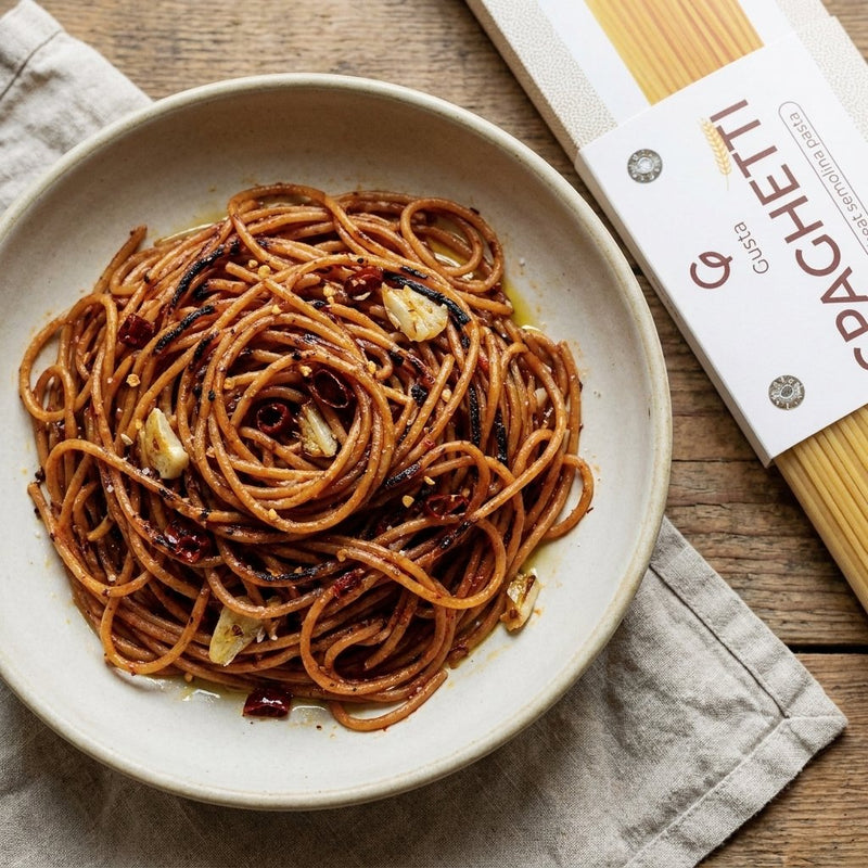 Spaghetti all'Assassina plated with Gusta Spaghetti Pasta alongside